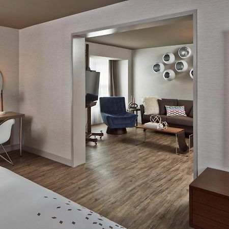The Del Monte Lodge Renaissance Rochester Hotel & Spa Esterno foto
