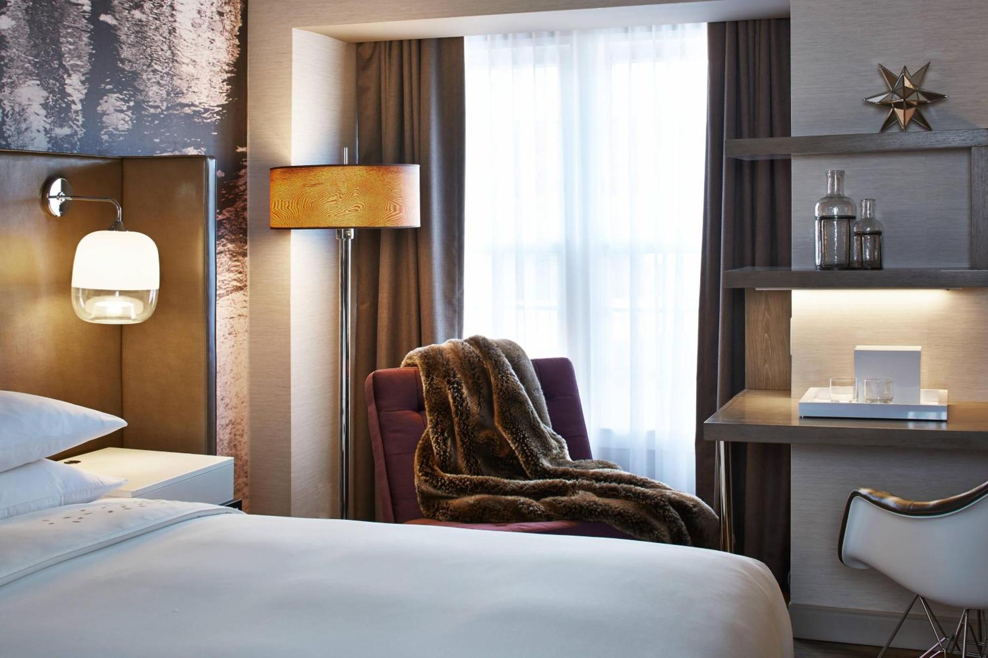 The Del Monte Lodge Renaissance Rochester Hotel & Spa Esterno foto