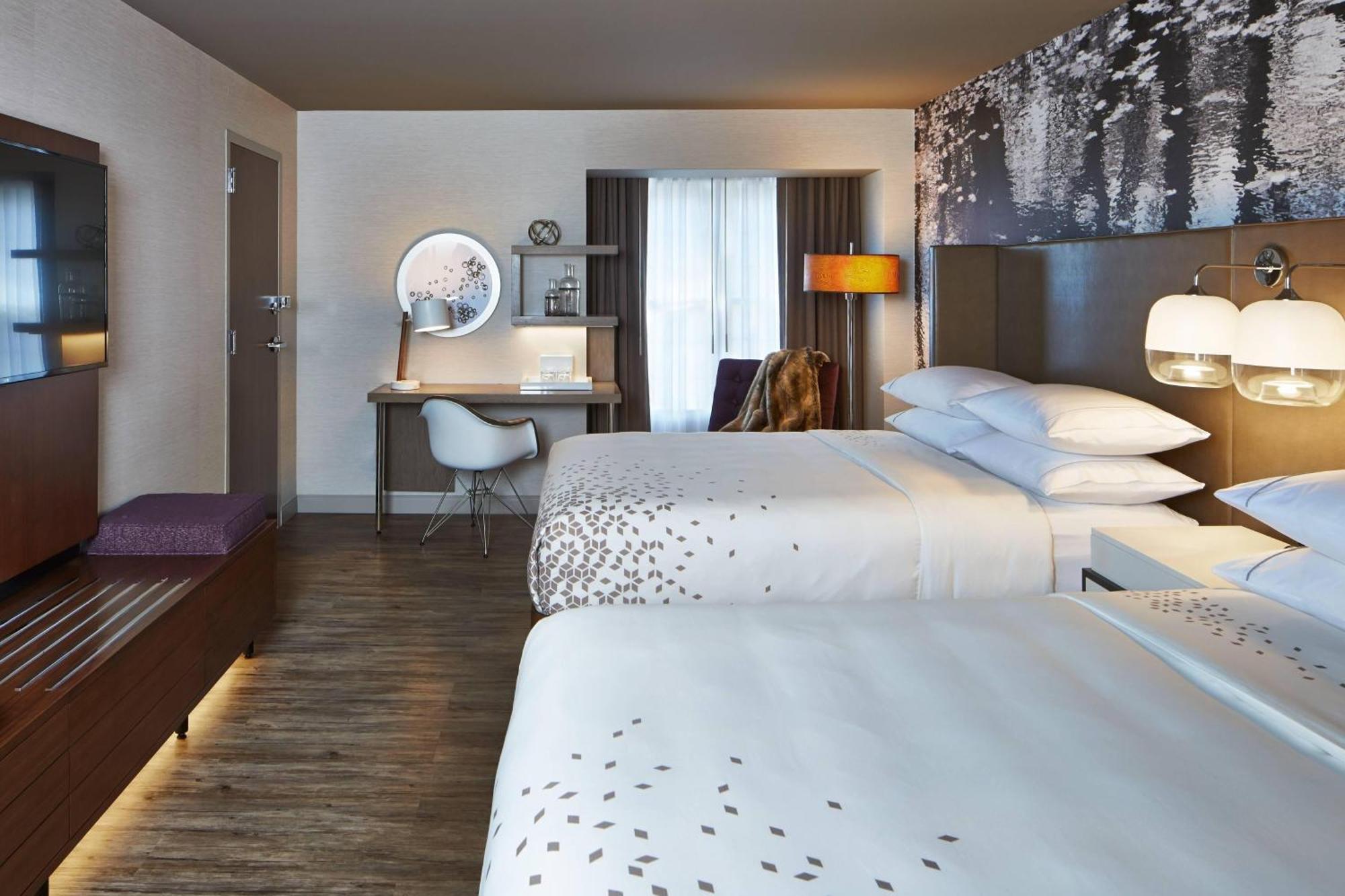 The Del Monte Lodge Renaissance Rochester Hotel & Spa Esterno foto